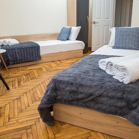 Apartment Zdravets, In The Heart Of The Old City 大特尔诺沃 外观 照片