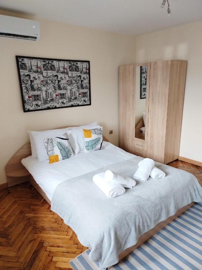 Apartment Zdravets, In The Heart Of The Old City 大特尔诺沃 外观 照片